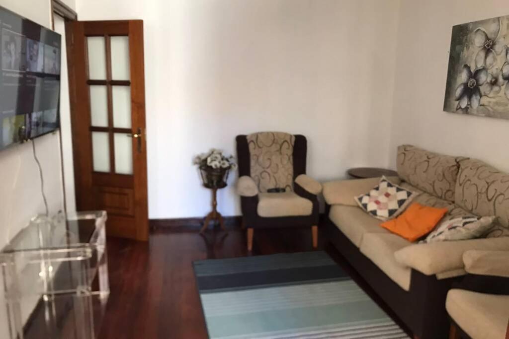 Apartamento En Pleno Centro Catedral 1D Oviedo Eksteriør billede